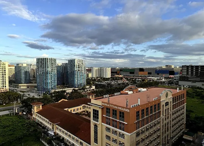 Lotus' Manila